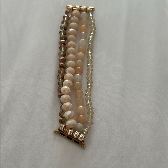 Apple Watch band pink, beaded. - Picture 1 of 2